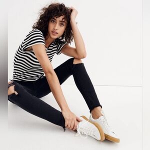 Madewell 9" Mid-Rise Skinny Jeans in Black Sea